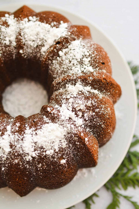 Sweet Amber Sherry Bundt Cake